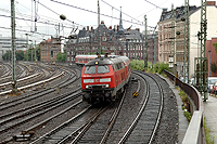 Diesellok 218 bei Einfahrt in den Hamburger Hauptbahnhof